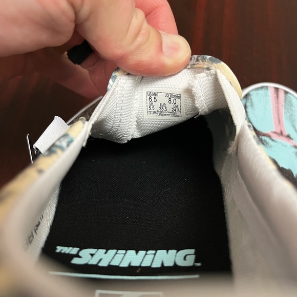 NWT. The shinning vans!! Limited edition. Women’s size 8 - Picture 2 of 6